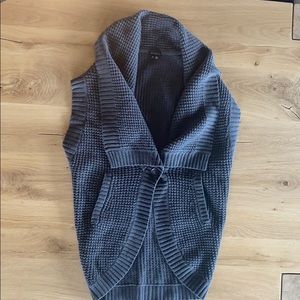 Theory Wool/Cashmere sweater vest cardigan